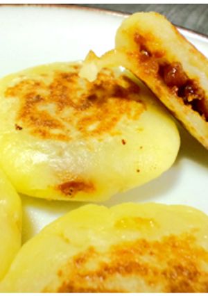 うまみ肉味噌風でおやき風いももち-レシピのメイン写真