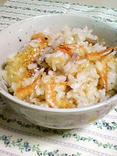 桜海老と帆立の洋風炊き込みご飯♪-レシピのメイン写真