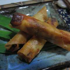 รูปของ 簡単！肉味噌春巻き