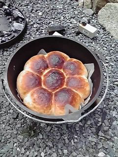 キャンプで♪手が汚れない手捏パン-レシピのメイン写真