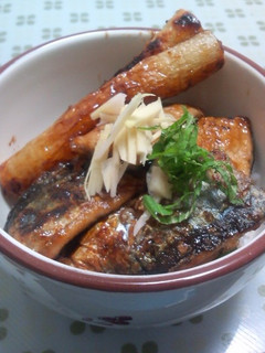 秋刀魚とチクワのかば焼き丼-レシピのメイン写真