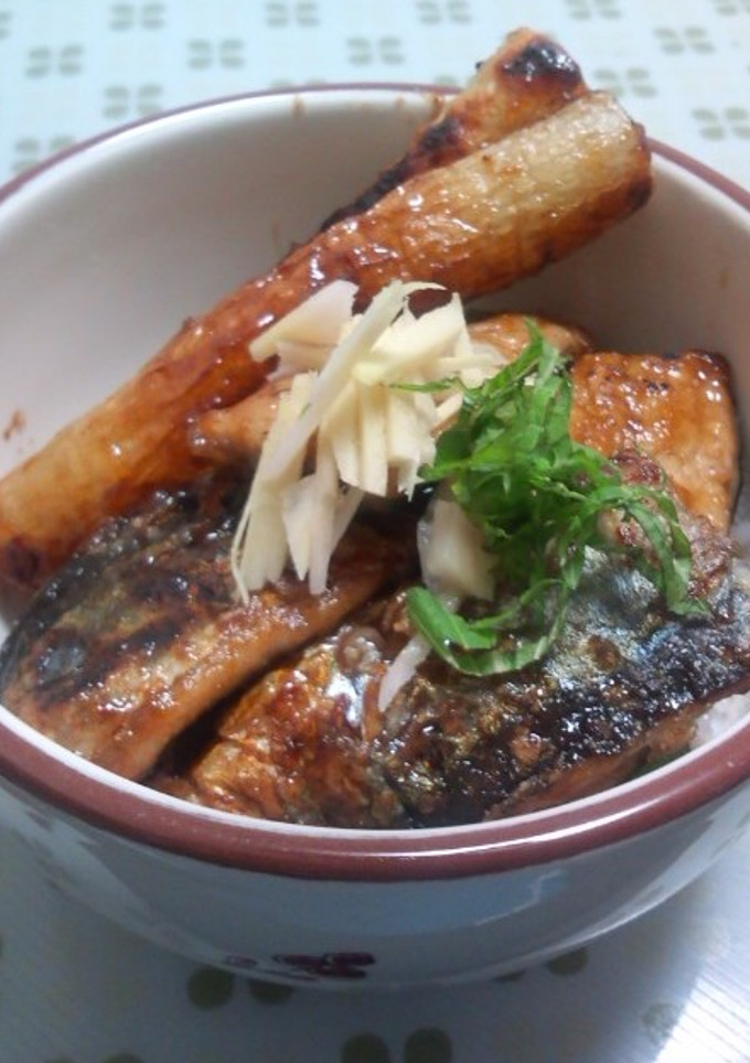 秋刀魚とチクワのかば焼き丼-レシピのメイン写真