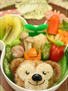 キャラ弁*ダッフィーおにぎり♪-レシピのメイン写真