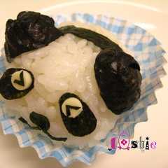 รูปของ キャラ弁　俵パンダ おにぎり　お弁当♪