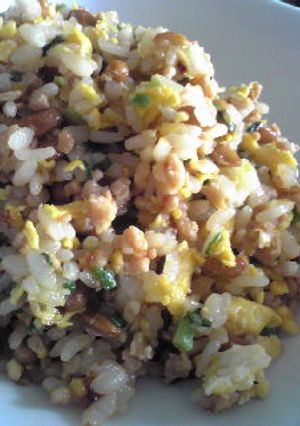 おしょうゆ味が香ばしい❤納豆チャーハン-レシピのメイン写真