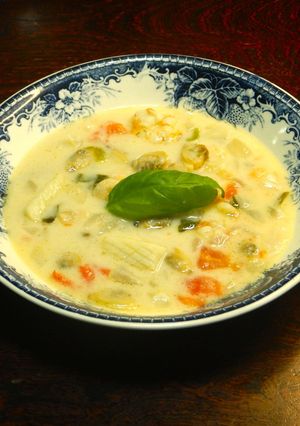 魚介のココナッツミルク煮・ワン鍋簡単-レシピのメイン写真