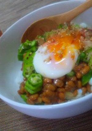 簡単！オクラ納豆丼とーろり温玉のせ♪-レシピのメイン写真