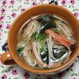 秋風味♪豆苗とカニカマのあざやかすまし汁