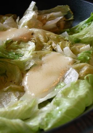 タジン鍋で☆レタスのチーズ蒸し-レシピのメイン写真