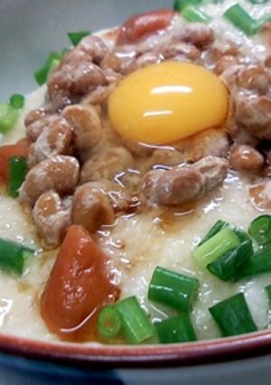 簡単さっぱり　青じそドレでとろろ納豆ご飯-レシピのメイン写真