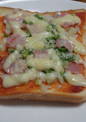 食パンを使ったピザパン-レシピのメイン写真