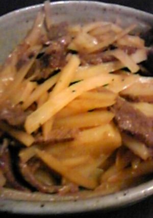 じゃがいもと牛肉のオイスターソース炒め-レシピのメイン写真
