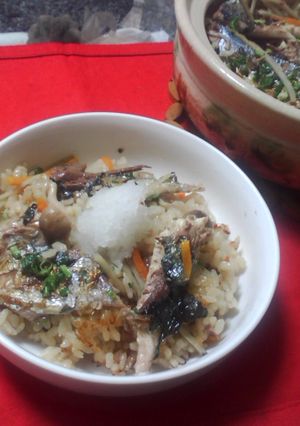 土鍋で作る・秋刀魚炊き込み御飯-レシピのメイン写真