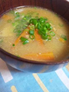 納豆と根菜のごま汁♪-レシピのメイン写真