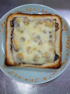 納豆チーズトースト☆*海苔バター風味-レシピのメイン写真