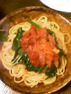 トマトとほうれん草のスパゲティ-レシピのメイン写真