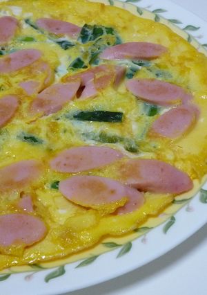 おさかなのソーセージでニラ玉-レシピのメイン写真