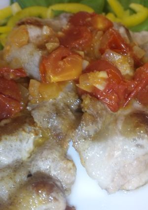 豚さんにトマトコロコロソース-レシピのメイン写真