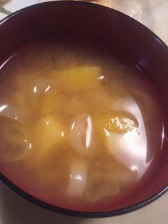 さつま芋とおネギのお味噌汁✿-レシピのメイン写真