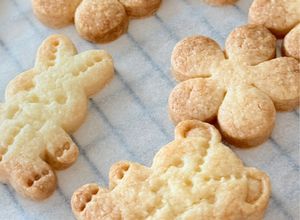 こどもでも型抜きしやすい☆型抜きクッキー-レシピのメイン写真