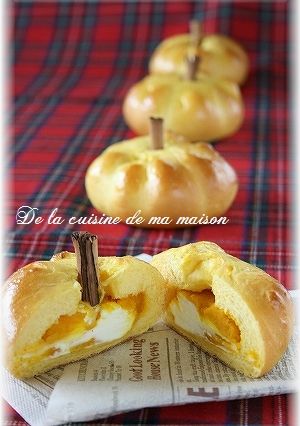 クリチーinパンプキンブレッド-レシピのメイン写真