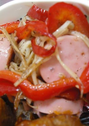 ★お弁当に★魚肉ソーセージとパプリカ炒め-レシピのメイン写真