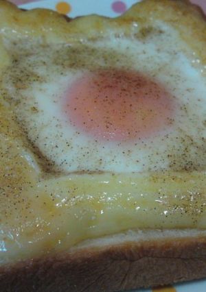 パン屋さんの目玉焼きトースト-レシピのメイン写真