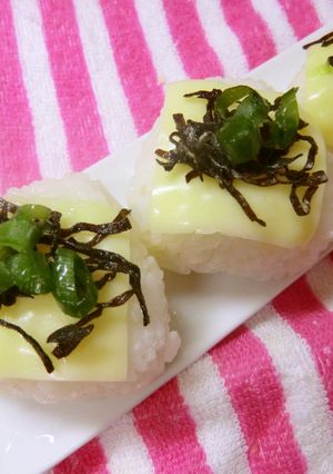 ★☆★こんぶとネギチーズのおにぎり☆★☆-レシピのメイン写真