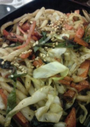 海の旨味たっぷり！安上がり焼きうどん-レシピのメイン写真
