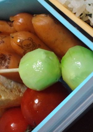 お弁当に☆ぶどう!?なきゅうりの浅漬け-レシピのメイン写真