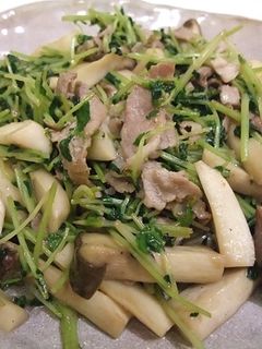 豆苗とエリンギの肉炒め-レシピのメイン写真