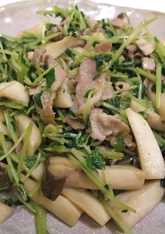 豆苗とエリンギの肉炒め-レシピのメイン写真