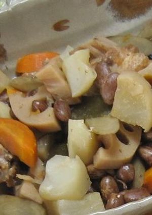豆と鶏手羽元と根菜の煮物～圧力鍋～-レシピのメイン写真