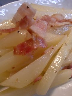 ジャガイモとベーコンのシャキシャキ炒め-レシピのメイン写真