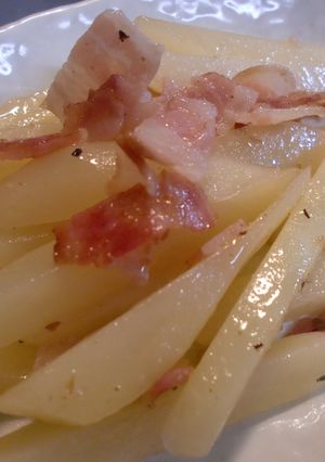 ジャガイモとベーコンのシャキシャキ炒め-レシピのメイン写真