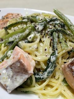 鮭と小松菜のクリームパスタ-レシピのメイン写真