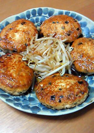 豆腐と鶏ひき肉のてりやきハンバーグ-レシピのメイン写真