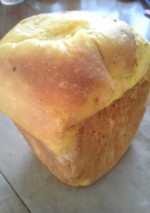 ＨＢでしっとりフワフワのかぼちゃ食パン-レシピのメイン写真
