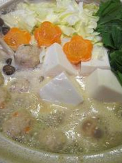 鶏団子の白みそ仕立て チーズ鍋スープ-レシピのメイン写真