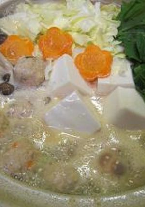 鶏団子の白みそ仕立て チーズ鍋スープ-レシピのメイン写真