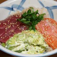 รูปของ ひとひねり！で簡単絶品☆海鮮丼