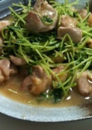 豆苗と鶏肉の青じそドレ炒め-レシピのメイン写真
