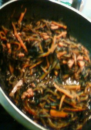 油はひかない☆しっかり味のひじきの煮物-レシピのメイン写真