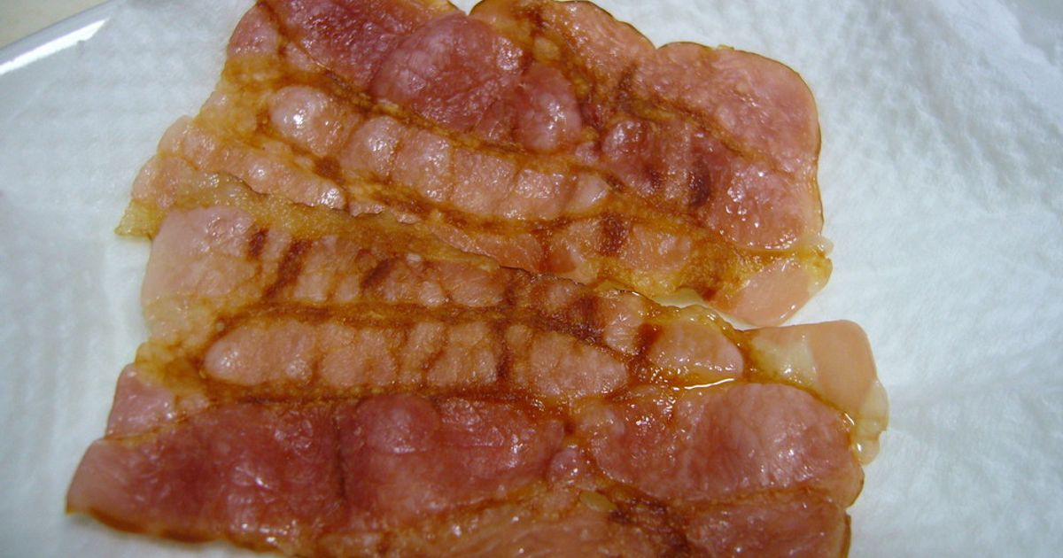 覚書！レンジでかりかりベーコン』 by ぽぴぽぴ 【クックパッド】 簡単