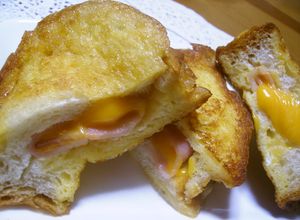 フレンチトースト　とろけるチェダーチーズ-レシピのメイン写真