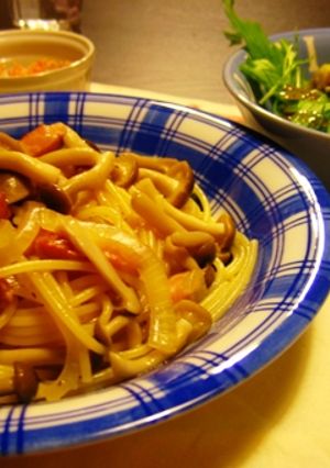 こく仕立て青じそでパスタとサラダ-レシピのメイン写真