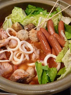 よせ鍋の材料で出来る!トマト鍋-レシピのメイン写真