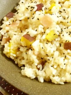 さつま芋とベーコンの旨炒めごはん-レシピのメイン写真