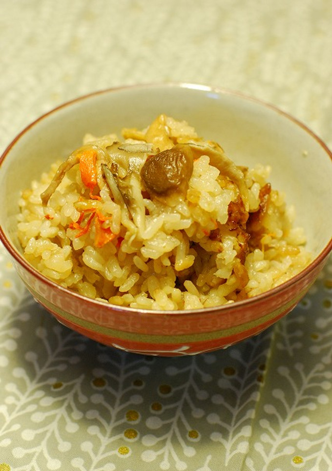 しめじとマイタケの炊き込みご飯-レシピのメイン写真