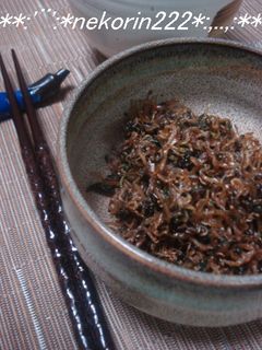 しその実&ちりめんじゃこの佃煮です♪-レシピのメイン写真
